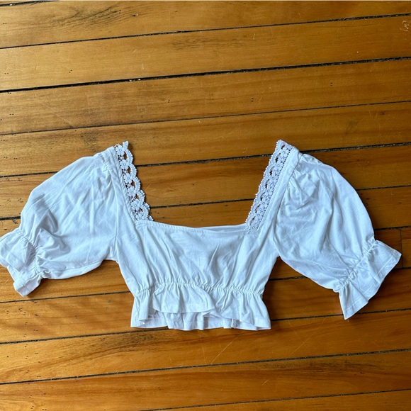 White Lace Crop Top - Picture 3 of 3